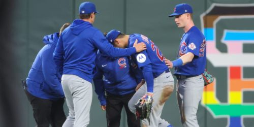 Suzuki (right knee discomfort) 'in good spirits' after early exit vs. Giants