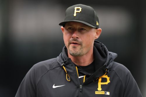 Pirates manager Don Kelly, pitcher Chris Devenski suspended by MLB for incident on Saturday vs. Reds