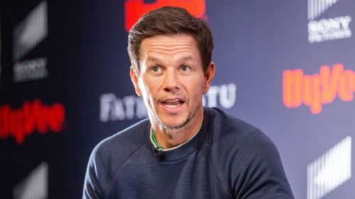 Mark Wahlberg had the perfect message for Reds fans at Pete Rose movie unveiling