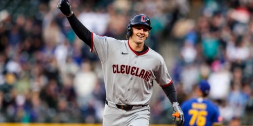 Guardians' star prospect keeps racking up HRs -- and unread texts