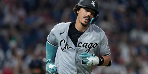 Vargas exits against Blue Jays after being hit by pitch on left hand