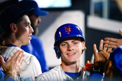 Benge Sets Mets’ Rookie Hits Record in Win over Phillies