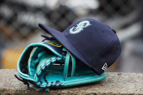 Mariners Looking To Add Relief Pitching, Right-Handed Bat