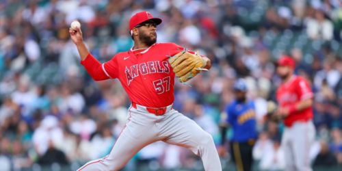 Ureña takes no-hitter into 6th in another installment to strong rookie season