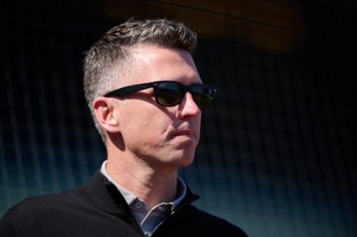 MLBTR Podcast: The Giants Prepare To Sell, Milwaukee’s Extension Strategy, And The Busy AL Central