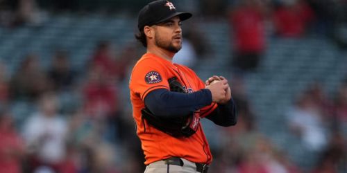 Lambert exits strong outing after comebacker, expects to be fine