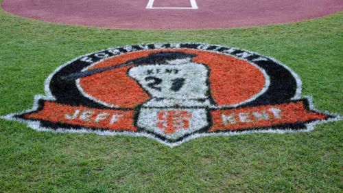 Why SF Giants players may still wear No. 21 even after Jeff Kent's jersey retirement
