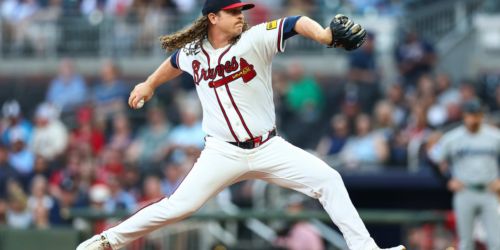 Marlins pull away after Weiss' early hook of Holmes, but righty respects decision