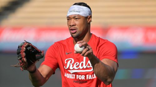 One Reds roster spot suddenly looks far less secure after adding Nathaniel Lowe