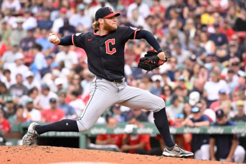 Twins Claim Zak Kent