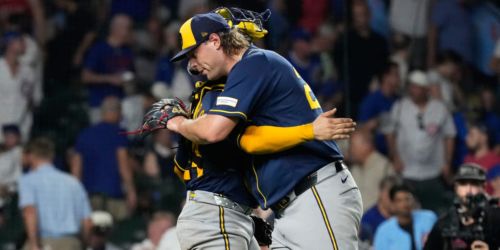 After Miz's struggles, Crew's 'pen holds Cubs to just 1 hit in 5 frames