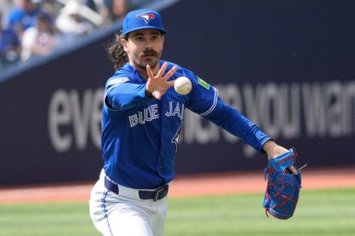 Homers from Springer, Guerrero, Okamoto Help Jays Win