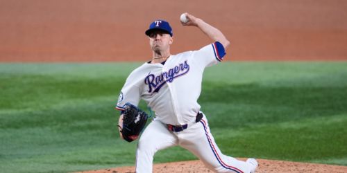 Rangers make statement with 1st sweep of division rival Mariners since 2023