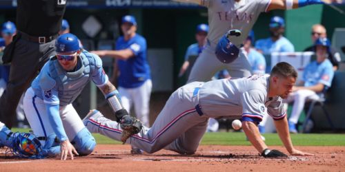 Seager to concussion IL after June 11 collision at the plate