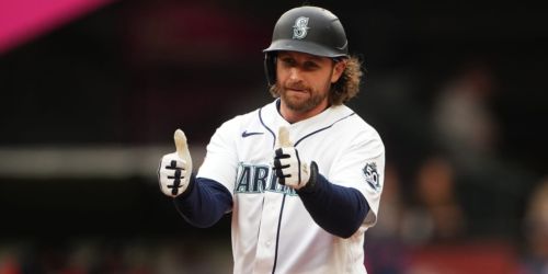 Donovan set to return Tuesday, but Crawford lands on IL
