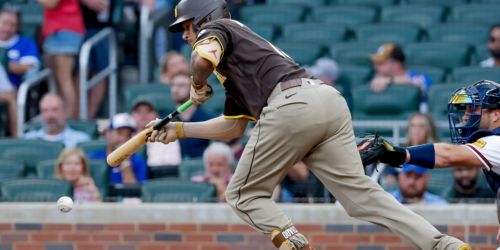 Night and day for Padres' offense as quiet night spoils Sears' start