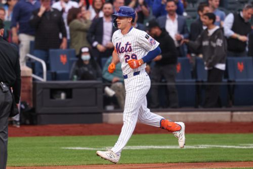 Mets Win Series, Third In A Row 5-2 Against The Giants