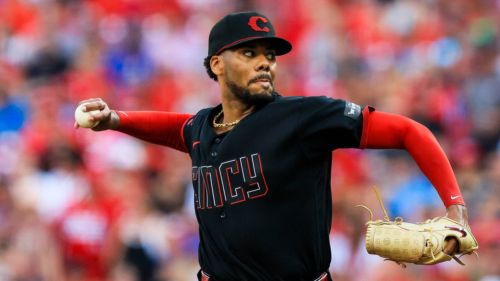Hunter Greene trade chatter couldn't be more detached from Reds' reality