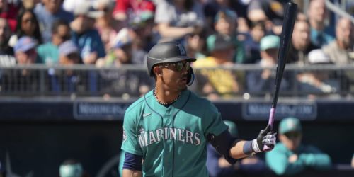 Updated look at Mariners Opening Day roster projection