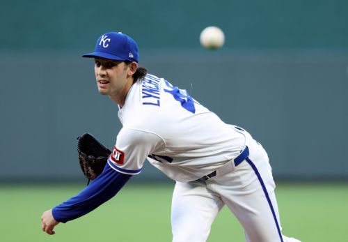 Inspired Royals offense not enough to overcome uninspired Royals pitching