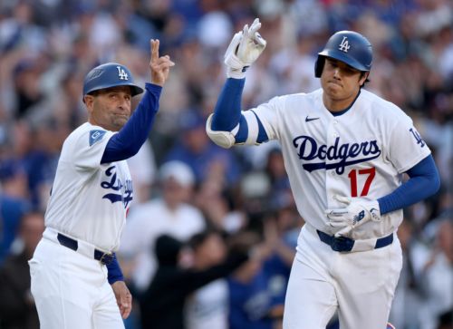 Dodgers 4, Rockies 1: One hit wonders