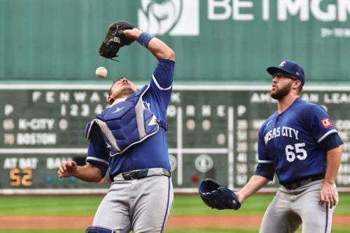 Royals drop series finale in Boston