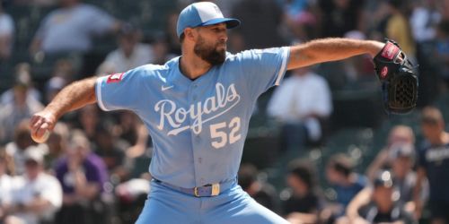 Wacha notches 1,500th K, gives Royals length in frustrating loss