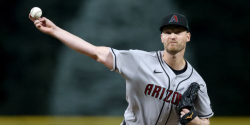 D-backs keep narrow playoff hopes alive with commanding win over Rockies