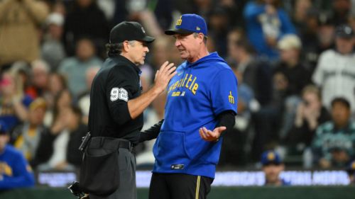 3 qualities Mariners' next manager must have if Dan Wilson's time is up