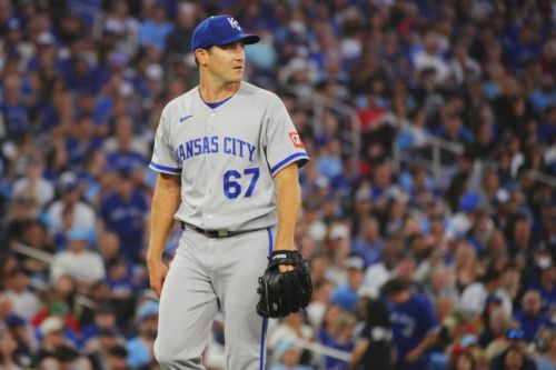 Royals at Guardians, August 30 live discussion