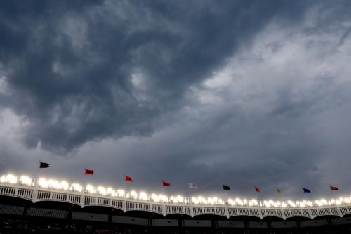 Yankees-Dodgers postponed due to rain, doubleheader set for Sunday