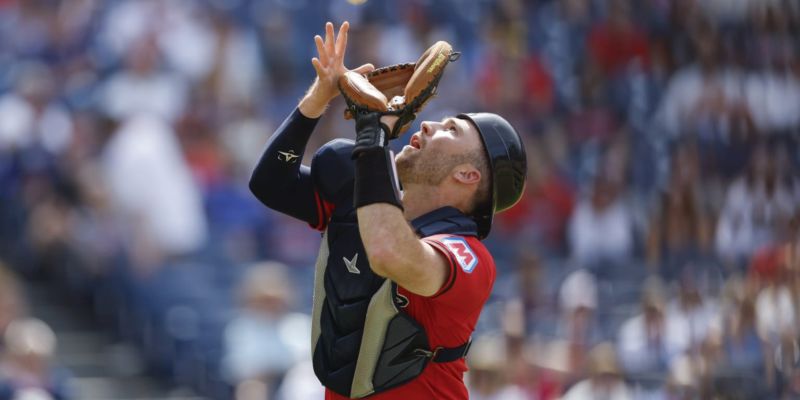 Fry excited to return as 'full baseball player' in '26