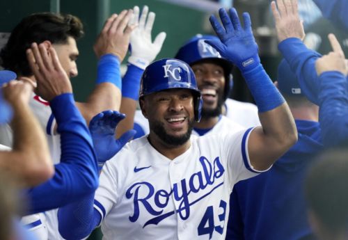 Royals Outright Elias Díaz