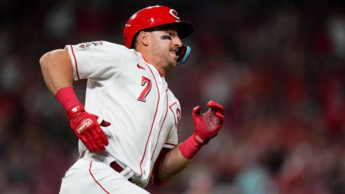 Former MLB GM tabs Rangers as perfect landing spot for Reds Swiss army knife