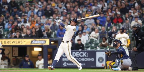 Brewers 'cause some havoc' as usual, make Rays pay for mistakes