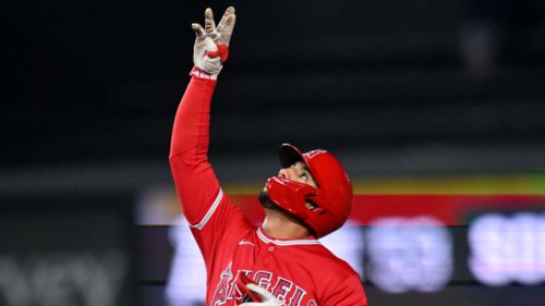 Yankees get Luis Castillo-style revenge on Oswald Peraza in walk-off win over Angels