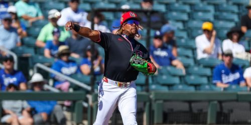 Ramírez (shoulder) feeling 'much better,' considered day to day