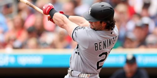 White Sox win on 3 hits -- all by Benintendi, who beats up on Twins again
