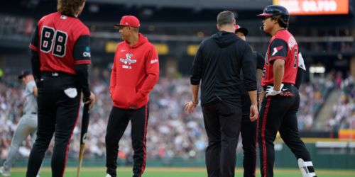 Murakami set for imaging after exiting with right hamstring tightness