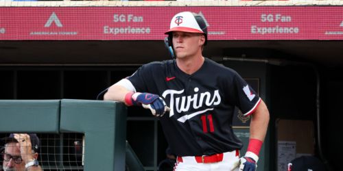 By the numbers: Twins detail their digit backstories