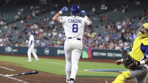 Huge World Baseball Classic homer reignites Mariners fans' Dominic Canzone faith
