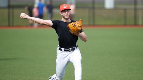 Don't laugh at Mariners' totally random pickup from independent leagues