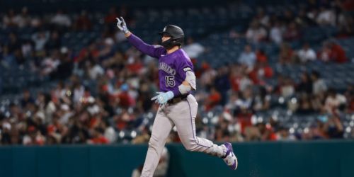 No such thing as an ugly win for Rockies in wild comeback