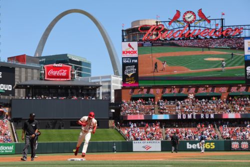 Seattle Mariners Win a Home Run Derby vs St. Louis Cardinals 11-9