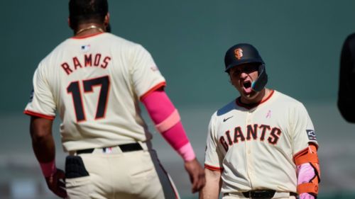 Reds' Spencer Steer injury means asking price on 2 SF Giants trade chips just went up