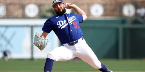 Vesia feels the love from fans in emotional return to mound