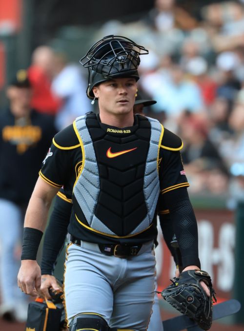 MLB.com believes Pirates Henry Davis is a Gold Glove candidate