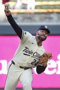 Blue Jays Acquire Simeon Woods Richardson From Twins