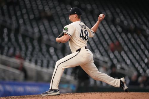 Royals Release Justin Topa