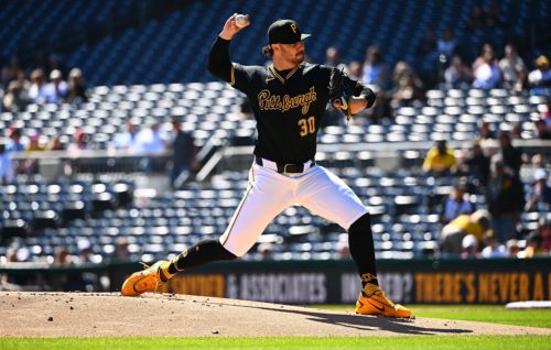 The Cardinals close out the Pirates series with a 2-1 loss